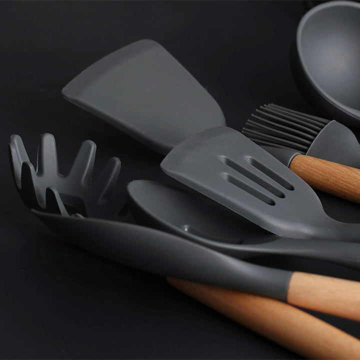 Non-Stick Spatula Special Silicone Spatula Soup Spoon Kitchen Utensil Wooden Handle Cooking Spatula Baking Tool